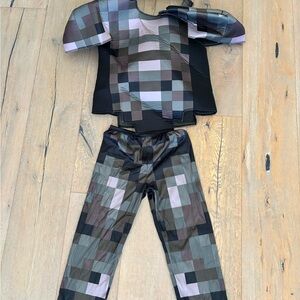 Pixelated Costume Set